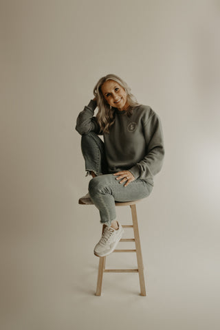 COOL MOM® Cropped Fleece Hoodie