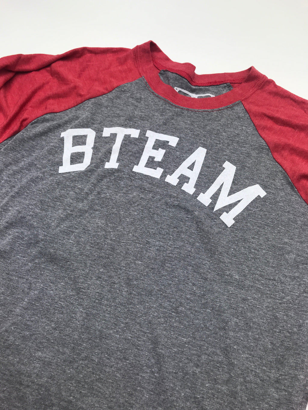 'BTEAM' UNISEX BASEBALL TEE