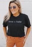 'love > hate' T-Shirt - Black