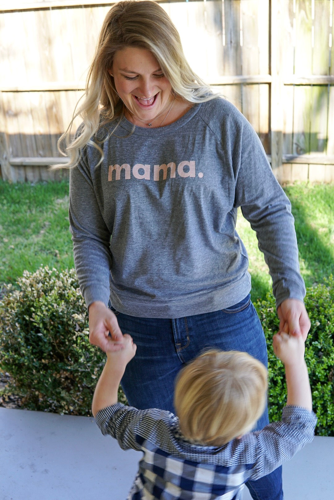 'mama.' WOMEN'S SLOUCHY LIGHTWEIGHT PULLOVER