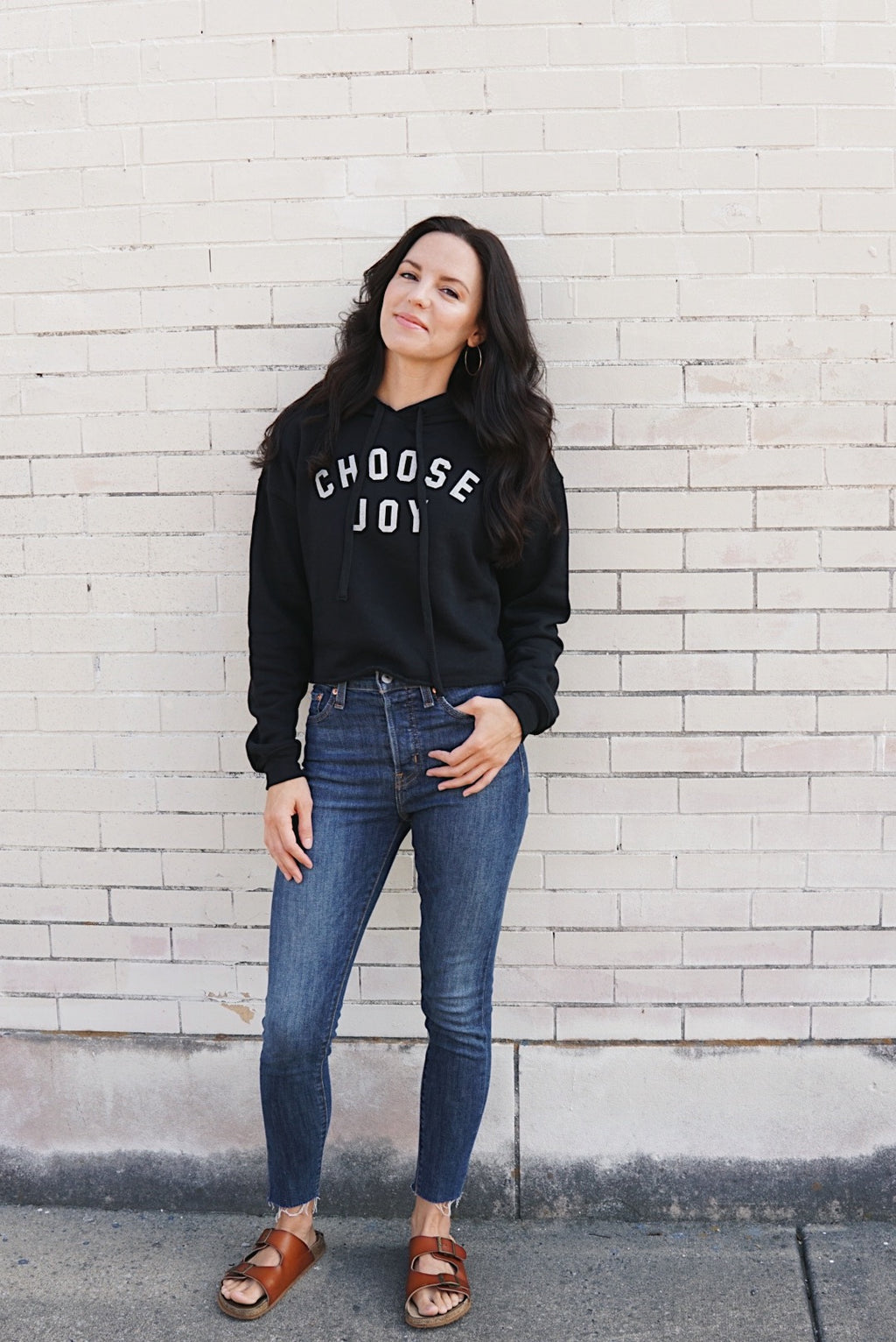 'CHOOSE JOY' WOMEN'S CROPPED HOODIE
